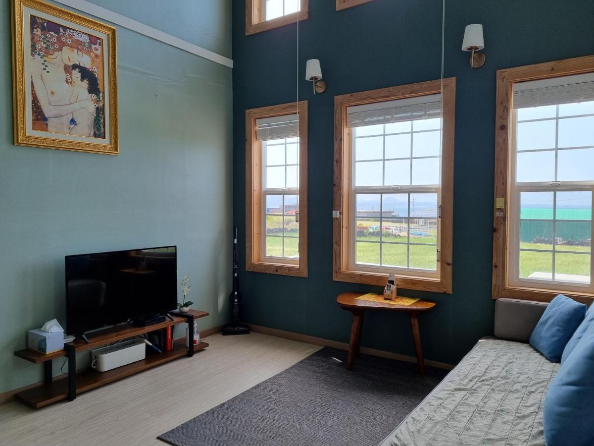 Haumok52 Udo Villa Jeju Bagian luar foto